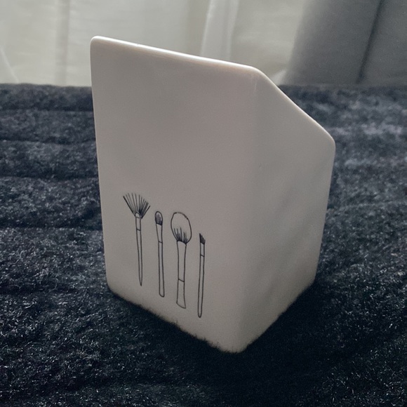 Rae Dunn Flawless Makeup Jar - Picture 2 of 5